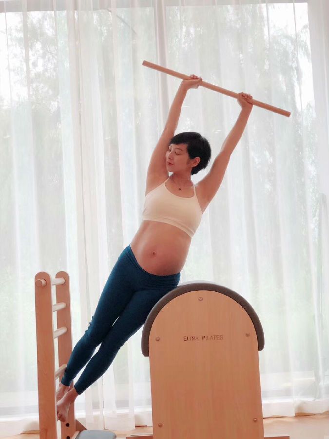 嘉兴孕妇孕产瑜伽，嘉兴唯一一家孕妇教练老师专业指导瑜伽馆